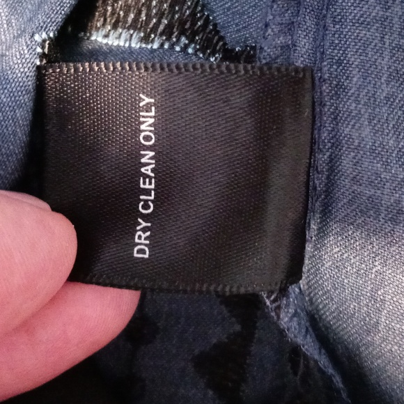 🖤Greylin (Anthropologie)🖤 - Navy/Multicolor Chevron Shift Dress - Picture 11 of 15